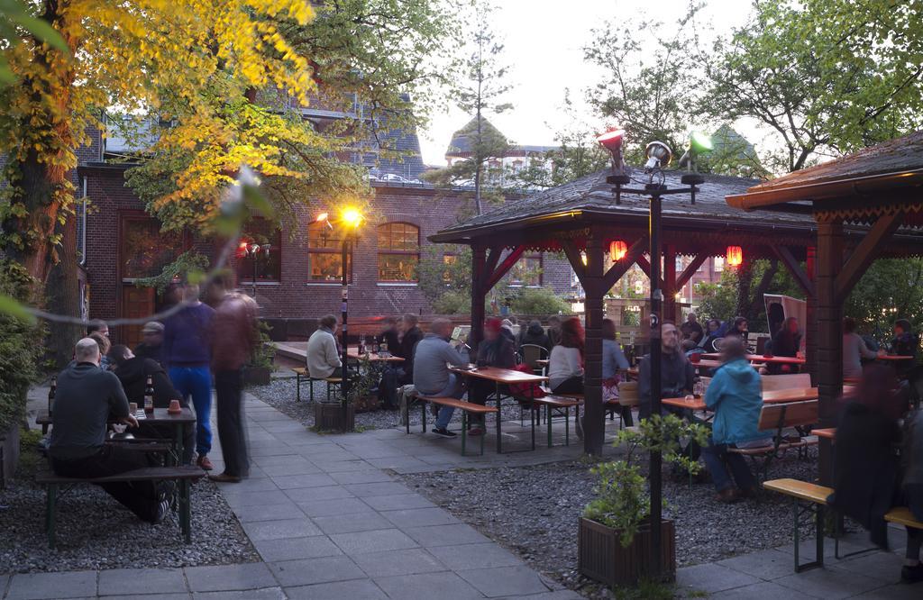 Subraum Hostel Rostock Eksteriør billede