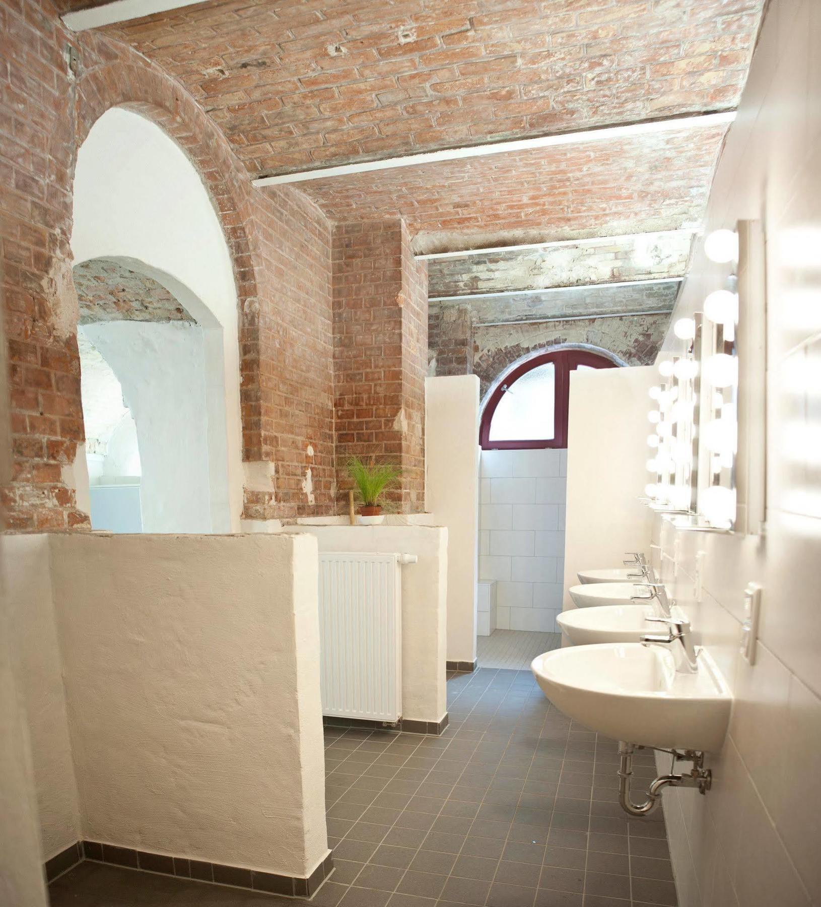 Subraum Hostel Rostock Eksteriør billede